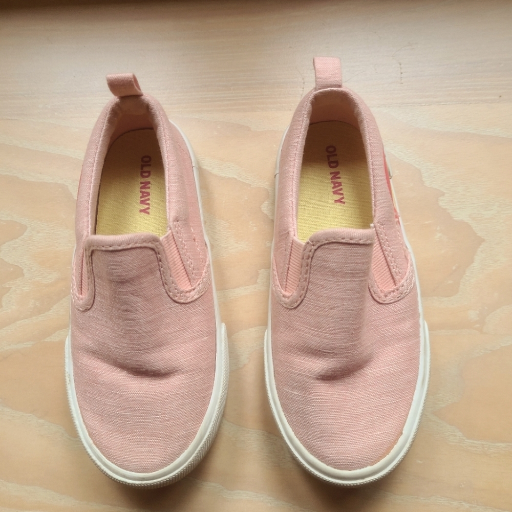 Old Navy pink slip-on shoes toddler size 8